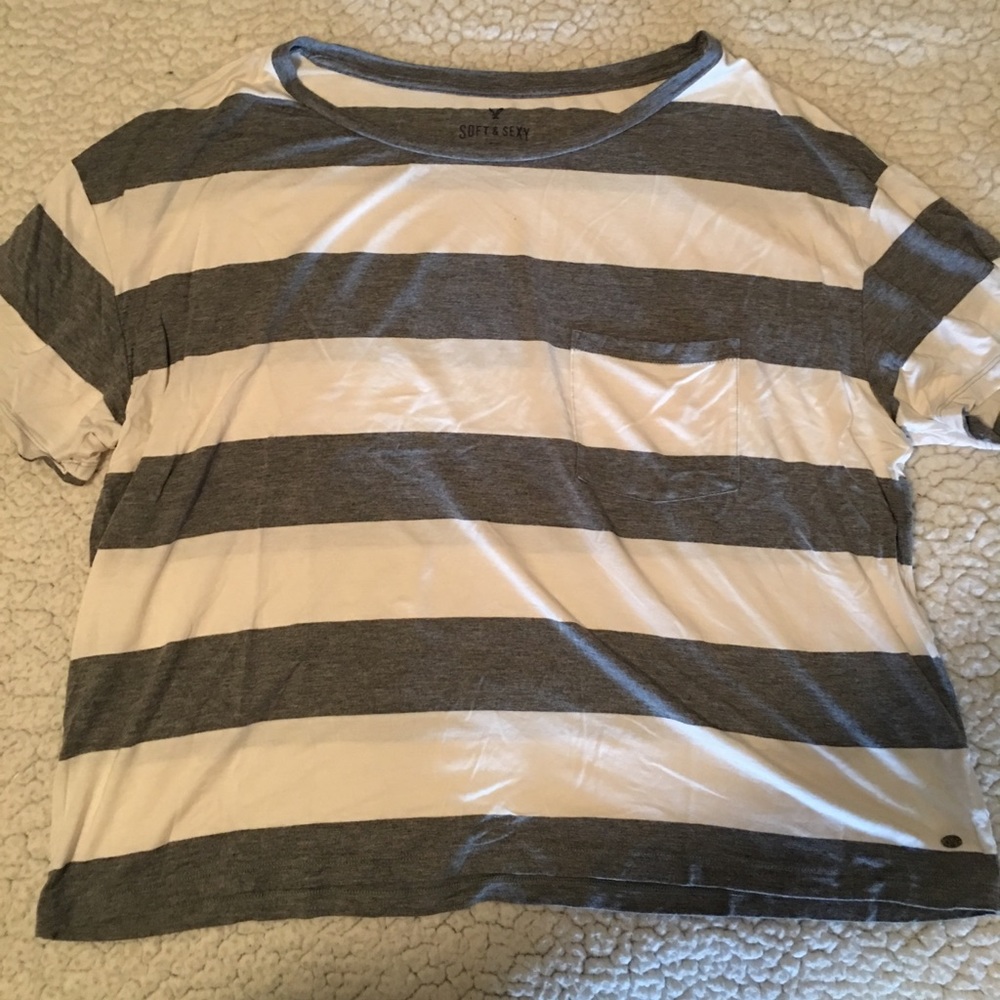 American Eagle crop top
